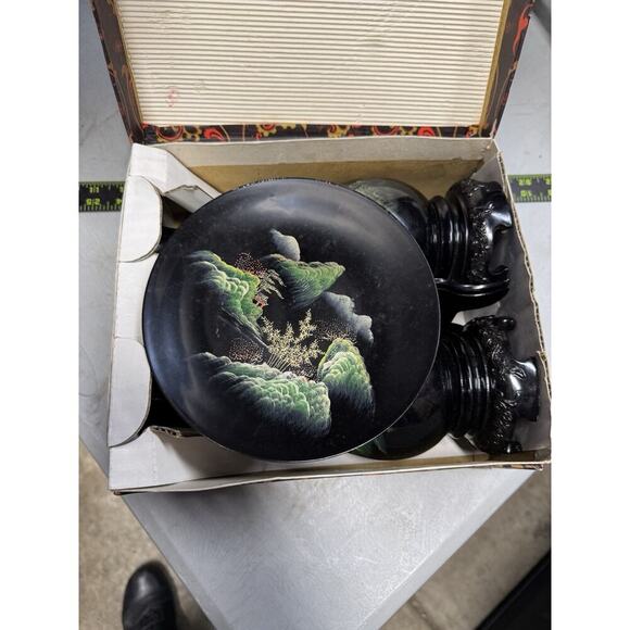 Vintage Fujian Lacquer Ware Asian Hand Painted Set 2 Vases 1 Plate In Box Papers - Picture 10 of 16